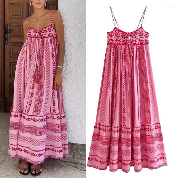 Robes décontractées 2024 Robe de plage crochet sans bretelles sans dos de vacances sexy de vacances sexy de style boho halter maxi mujer