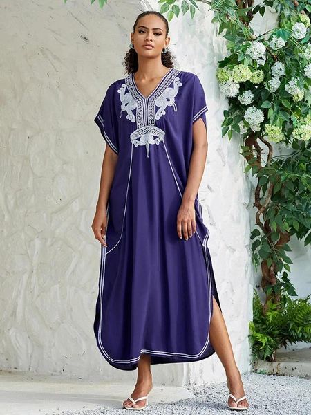 Vestidos informales 2024 Kaftan largo bordado para mujeres Turkis Caftan Bound Traje de baño de talla grande encubrimiento Cubierto de peso ligero Q660