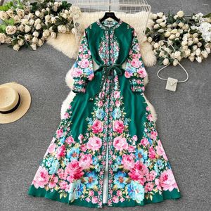 Robes décontractées 2024 Magnifique robe bohème florale printemps d'été Femmes Stand Collar Lantenr manche de la ceinture