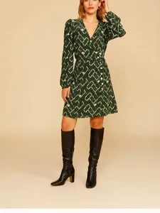 Robes décontractées 2024 Robe courte imprimée verte pour femmes à manches longues dames françaises pause chaîne avec boutons vacances mini