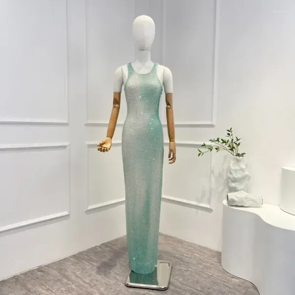 Robes décontractées 2024 Green clair de haute qualité brillant en maille en maille en cristal bodycon sans manches