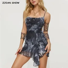 Casual jurken 2024 Sexy grijze zwarte tie-dye print onregelmatige mesh sling jurk vrouwen korset stijl kruis vaanschakeling met bandage rugloze mantel