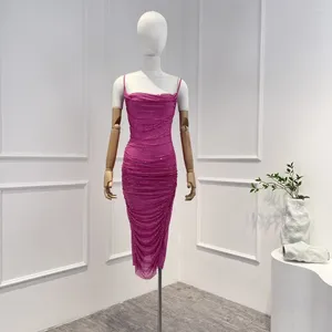Casual jurken 2024 lente zomer roze rode mouwloze diamanten topkwaliteit nieuwste feestdameskleding