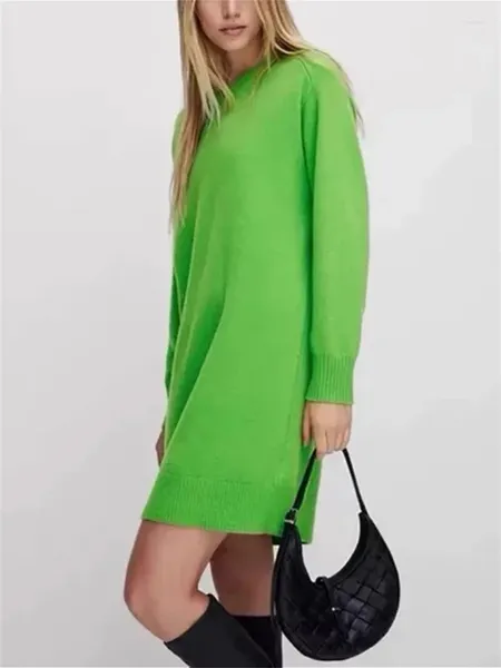 Robes décontractées 2024 Printemps Femmes Vert Robe en tricot Laine et Cachemire Mélanges Simple O-Cou Manches Longues Femme Mini Robe