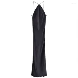 Casual jurken 2024 Winkel strakke nek gemonteerde lange jurkclub zijden satijnen textuur slanke jurk officieel