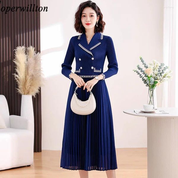 Robes décontractées 2024 Vintage V-colmes Slim Slim plissé à manches longues Élasticité Works Ol Soft Solid Button Femme Robe Women's Lady