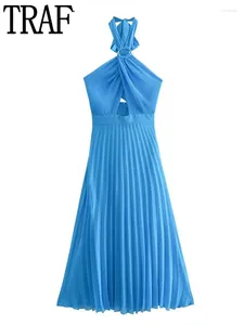 Casual Jurken 2024 Vrouw Halter Lange Jurk Vrouwen Uitgesneden Blauw Backless Geplooid Off Schouder Zomer Elegant Party