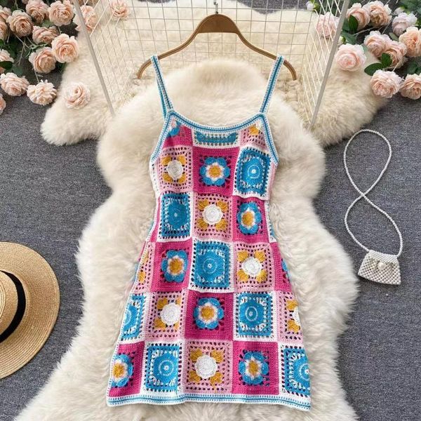 Robes décontractées 2024 Femmes Boho Summer Crochet Floral Motif Mini Robe Fée Vintage Hollow Out Sundresses Chic Beachwear Sortie de vacances