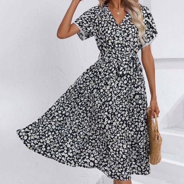 Vestidos casuales Una línea Bohemio Damas Venta de verano Floral Cuello en V Manga corta con cinturón Volantes Dobladillo Midi para mujeres Tallas grandes