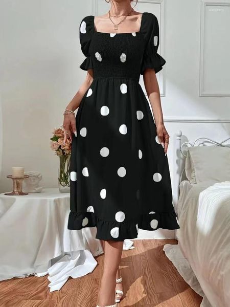 Robes décontractées Station indépendante Amazon vendant des vêtements pour femmes de style mode Big Dot Slim-Fit Sweet Ruffled Short Manches Robe Trendy