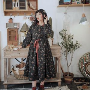 Casual jurken herfst en winter 2021 Japanse stijl kunstbloem katoen verdikt los middellange lengte jurk jas 1103