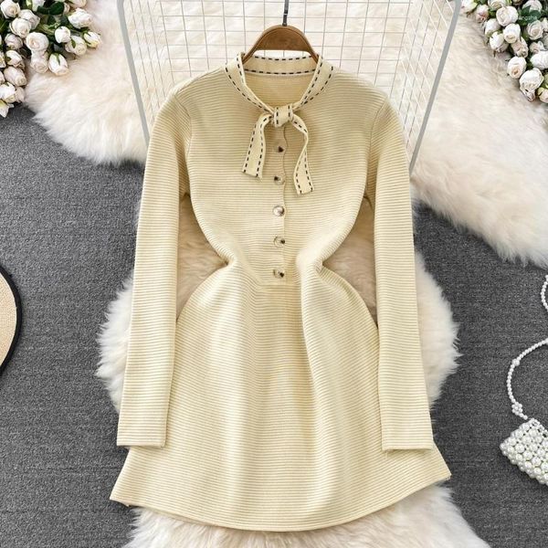 Vestidos casuales Abrigo a juego de otoño e invierno con falda de suéter de fondo Moda para mujer Vestido de punto de cintura de estilo de fragancia pequeña perezosa