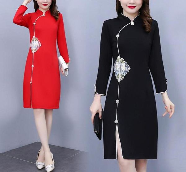 Vestidos casuales Autumn mejorado Cheongsam Stand Collar Vintage Bordado Hebilla Estilo chino Dress Slim Red Ladies Elegant Split 9439962