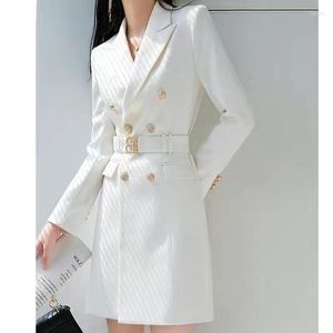 Robes décontractées automne blanc élégant bureau dames costume robe luxe double bouton section courte section coréenne de mode veste veste