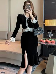 Robes décontractées automne hiver noir Velvet patchowrk robe à ébauche femme mode bodycon mermaid 2024 coréen de luxe