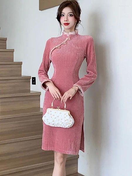 Robes décontractées Automne Hiver Rose Chenille Épais Chaud Midi Femmes Élégantes Moulantes Vêtements De Bal 2023 Mode Coréenne Robes De Fête