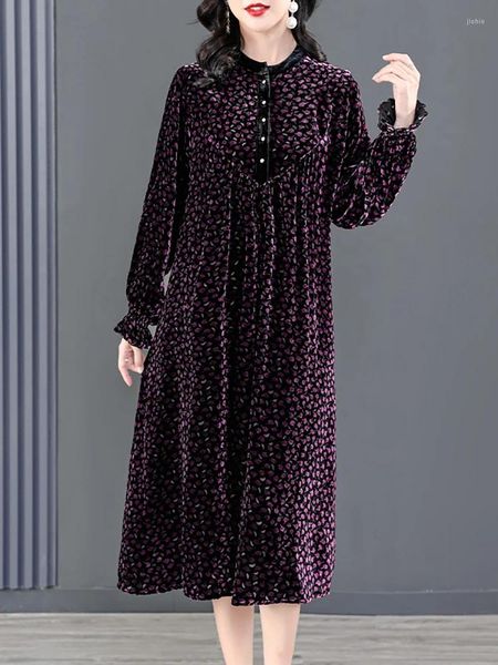 Robes décontractées Automne Hiver Violet Floral Velours Chic Robe Midi 2024 Coréen Vintage Taille Lâche Femmes Élégant Luxe Nuit