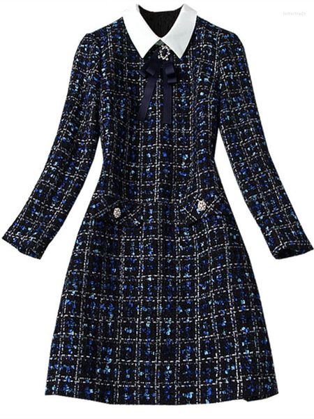 Robes décontractées Automne Hiver Tweed Robe Pour Femmes Mode Bleu Marine À Carreaux Noeud Papillon À Manches Longues Diamants Bouton Vintage Laine Court