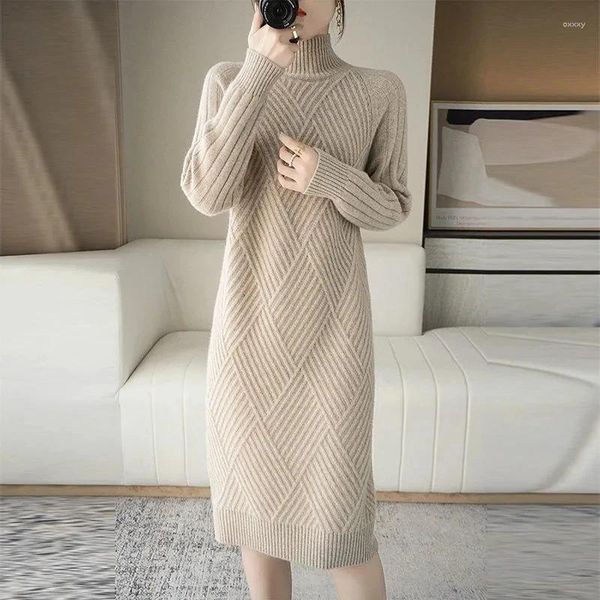 Robes décontractées automne hiver chaud coréen col roulé pull droit femmes genou longueur manches longues fond tricoté
