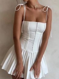 Casual Jurken Ruglooze Voor Dames 2024 Mode Vintage Silm Strapless Mouwloze Jurk Chic Streetwear Plooien Spaghetti Band