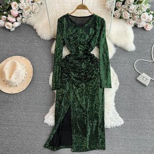 Robes décontractées Banquet Soirée Paillettes Longue Robe Femmes À La Mode Manches Féminines Col En V Taille Serrée Midi Rouge Vert Split Scintillant