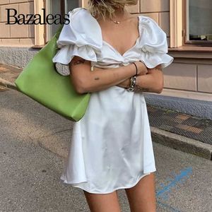 Casual jurken Bazaleas Palace Satijnen Gladde vrouwen Draai Vintage Puff Sleeve White Dress Fashion Bow Like Silk Vestidos Z0216