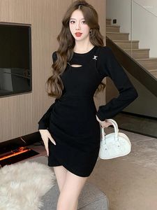 Casual Jurken Zwart Gebreide Patchwork Holle Mini-jurk Voor Vrouwen 2024 Koreaanse Vintage Hepburn Herfst Winter Elegante Bodycon Kawaii