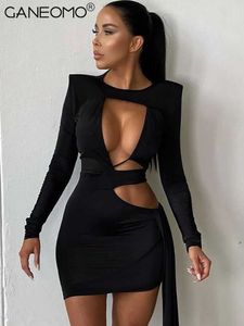 Casual jurken Black sexy holle out bodycon jurken vrouwen 2022 herfstbandage lange mouw elegante feestavond wrap mini jurk club outfits t220905