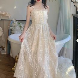 Robes décontractées bligelant de la soie brillante robe en dentelle de dentelle femme haute taille nielle en mailles spaghetti bracelet dames fêtard élégant