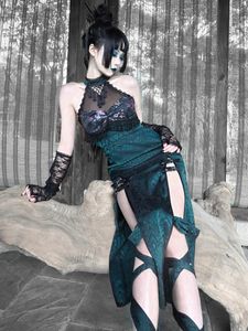 Casual jurken bloedtoevoer origineel ontwerp zomerjurk slang halter nek mesh patch sexy gothic cheongsam high spleit vestidocasual