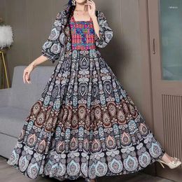 Casual jurken Boheemse jurk met vierkante kraag Zwaar industrieel borduurwerk Losse bedrukte lantaarnmouwen Taille Cinched Etnische stijl