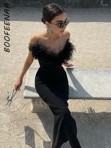 Robes décontractées Boofeenaa Feather Backless Long Robe Maxi Robe élégante Sexy Cocktail pour les femmes Robe de soirée Black Blanc C66-DC29