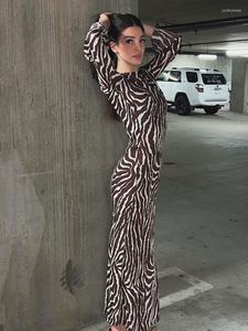 Zebra Stripes Maxi Dress Femmes Élégant Slim Boho Cheville-longueur Robe Femme Printemps Été À Manches Longues Robe De Soirée