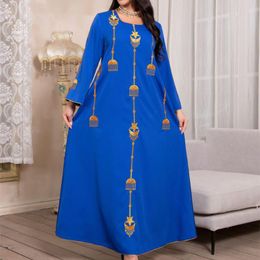 Casual jurken tekenfilms geborduurd oversized Abaya -jurk voor vrouwen Marokkaanse kaftan kalkoen Arabische jalabiya blauw islamitisch etnisch gewaad 2023 eid