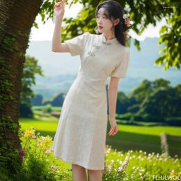 Robes décontractées Cheongsams Style chinois Chi-Pao Collier français Design féminin vestidos 2024 Summer Retro Vintage Butt White Shirt Robe