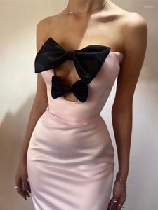 Casual jurken chique dames zomer sexy strapless stropdas roze zwarte midi bodycon bandage jurk 2023 elegant avondclub feestje