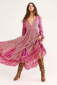 Casual jurken Chiffon maxi-jurk Boho-stijl Vakantieprint Chique vestidos Mujer Lange mouwen Gratis bloemen Mensen Verkoop Hippie-gewaden