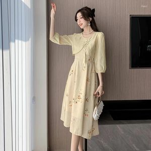 Robes décontractées de style chinois pour les femmes au printemps 2024 bouton en haut de la guste florale robe deux pièces