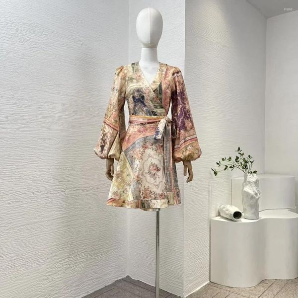 Collection de robes décontractées Top Quality Linen Pink Floral Printing Baroque Lantern Sleeve Mini Self-Tie Vintage Women Wrap