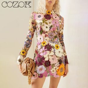 Vestidos casuales COZOK Moda Flores Bordado 3D Malla Mini Vestido Mujeres Manga larga Medio Cuello Bodycon Sweet Party Wrap Hip Short 230414