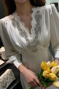 Casual jurken dabuwawa tienda vestidos elegantes para mujeres satijn voor dames v-neck kanten diamant imperium gedrapeerde rok y2k da1adr025