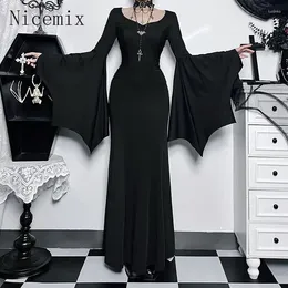 Robes décontractées Gothic Black Bat Sleeves carré couche de poisson robe à queue d'Halloween Costume Style Girls Slimming Long pour les femmes