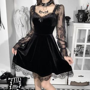 Casual jurken Donkere kanten trim Gotische jurk vrouwen oplaaien Lange mouw feestwaden Grunge High Taille Vintage Punk Harajuku Lolita -kleding