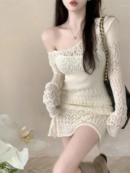 Robes décontractées Deeptown Coquette Style coréen Robe en tricot blanc Femmes Y2K Fairycore découpé à manches longues Bodycone Mini Robes sexy