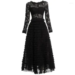 Robes décontractées Designer Black Hollow Lace A-Line Maxi Robe 2024 Collection Supremacy Elegant Evenant for Women Luxury