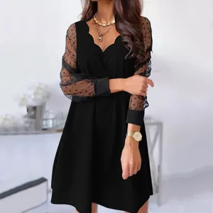 Robes décontractées robe noire petites femmes la manche sur élégant long genou impression points droits maille pois femmes