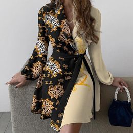 Robes décontractées Robe Femmes Été Europe États-Unis Mode Tempérament Imprimé À Manches Longues Taille Dentelle Robes HDM21688 2024
