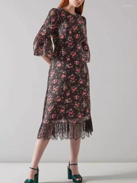 Robes décontractées début printemps femmes soie rétro imprimé floral ourlet irrégulier dentelle couture robe dame évasée manches o-cou robe de mode