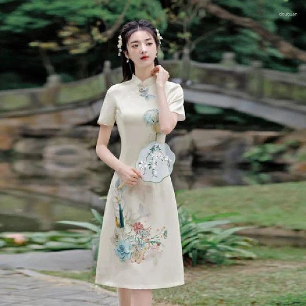 Robes décontractées élégant brocade cheongsam chinois classique féminin Qipao à manches courtes sexy robe de fête de mariage sexy