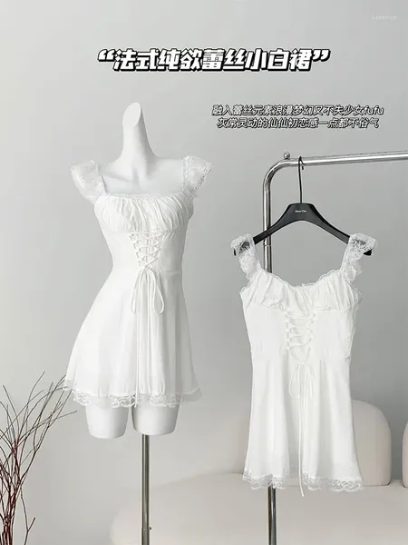 Robes décontractées de la mode élégante robe couture blanche mori girl carré collier fée au large de l'épaule douce en dentelle de bal